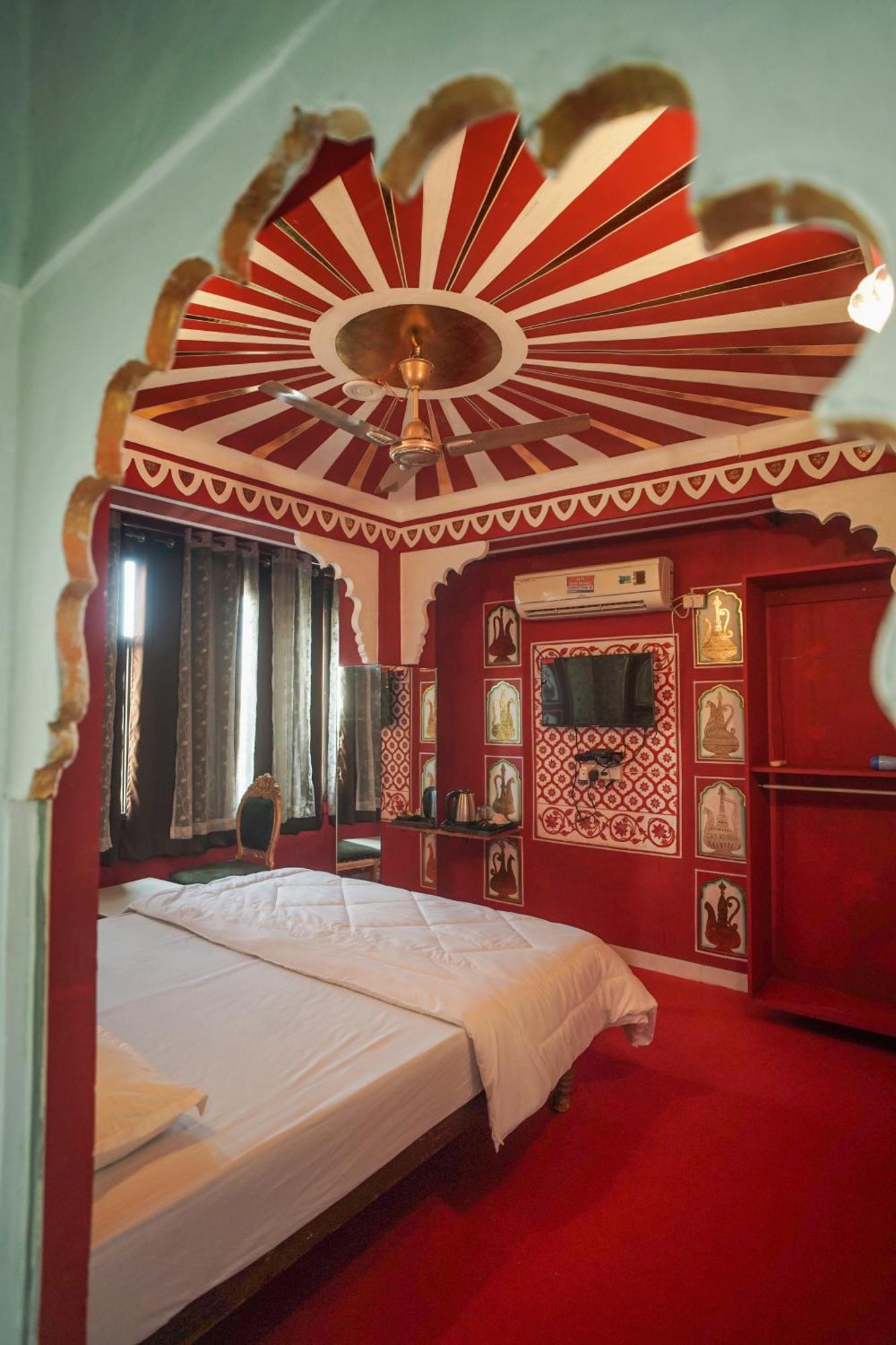 Island Tower Guest House 烏代浦 外观 照片